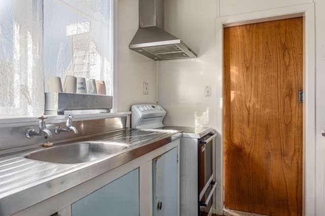 1 and 2/63 Henderson Street Whakatane_4