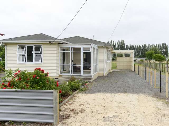 907 Park Road South Longlands_4