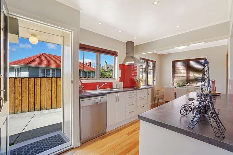 11 Norma Avenue Te Atatu South_5