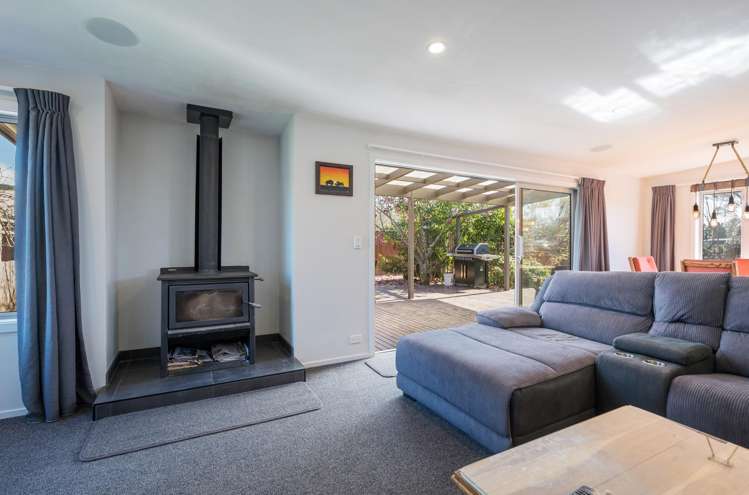 1 Bird Lane Wakefield_13