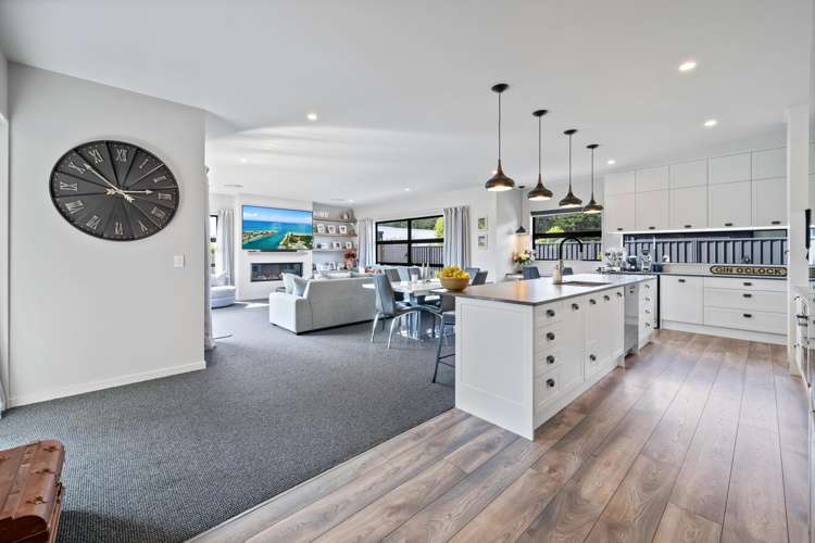 25 Richfield Drive Waikiwi_15