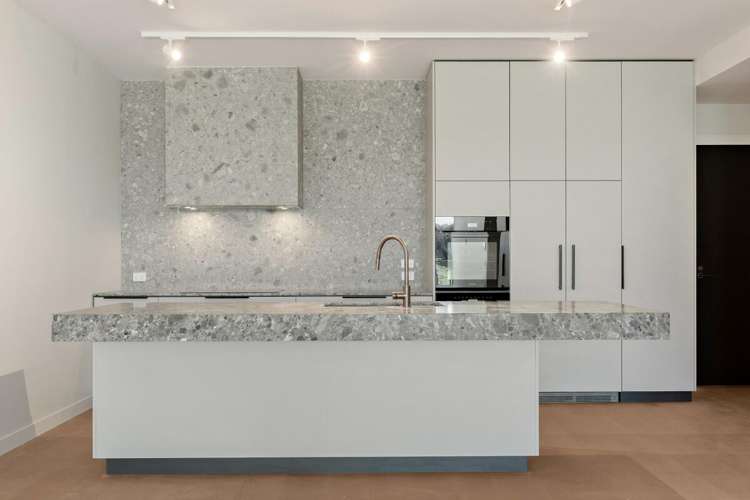 81 Carlton Gore Road_2