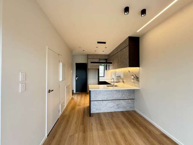 5/7 Brookfield Road Te Atatu Peninsula_1