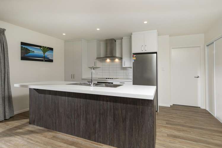 86 Longview Drive_2