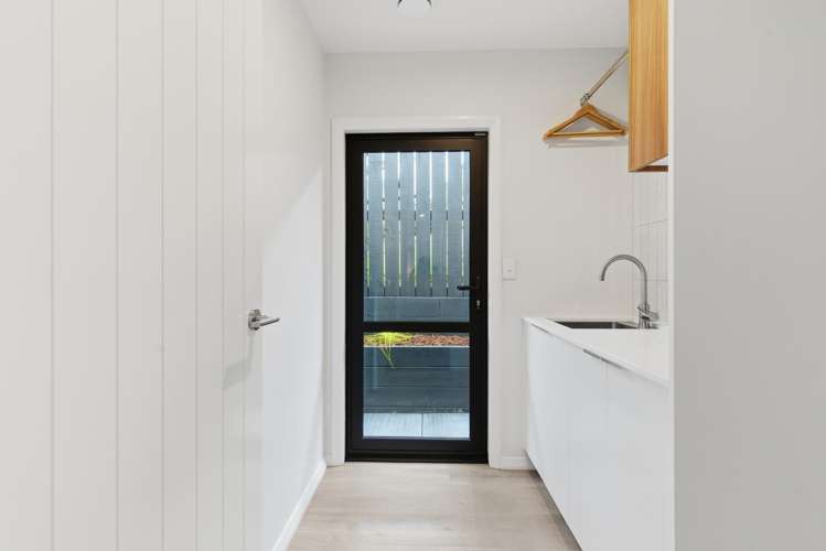 3A Sharyn Place Brookfield_14