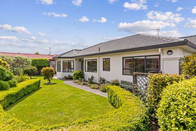 7 Beachwater Grove Paraparaumu Beach_1