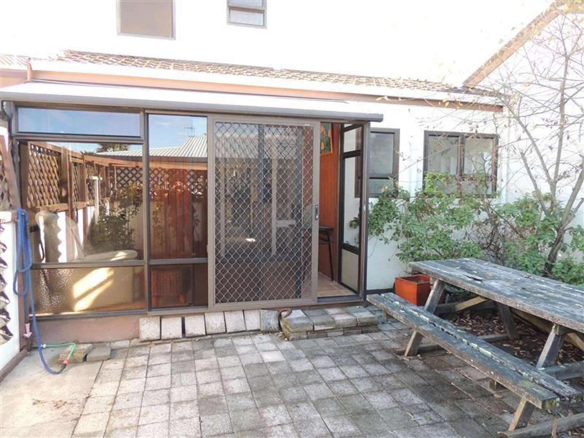 2/12 Lannie Place Greenmeadows_0