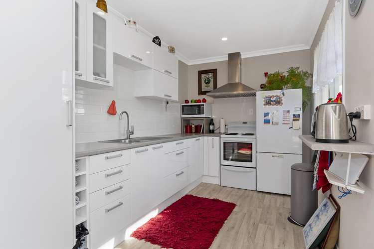 42 Waratah Street Matua_4