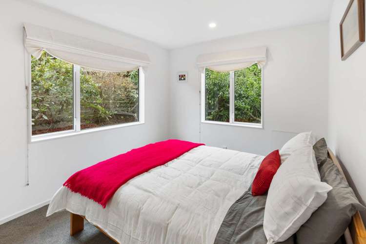 42d James Cook Drive Whitby_11