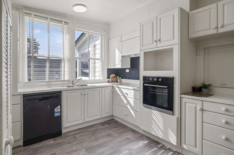 21 Coulter Road Owhata_12