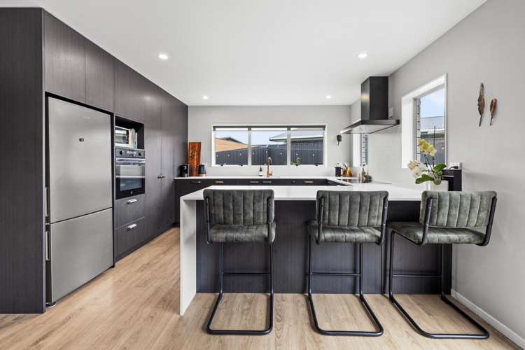 19 Atherfold Crescent Greenmeadows_9