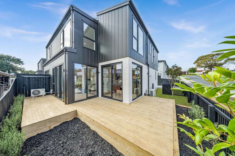 Lots 1-4/5 Galloway Crescent Farm Cove_16