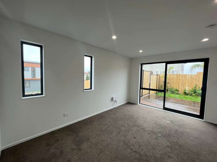 41 Raupeti Lane Henderson_5