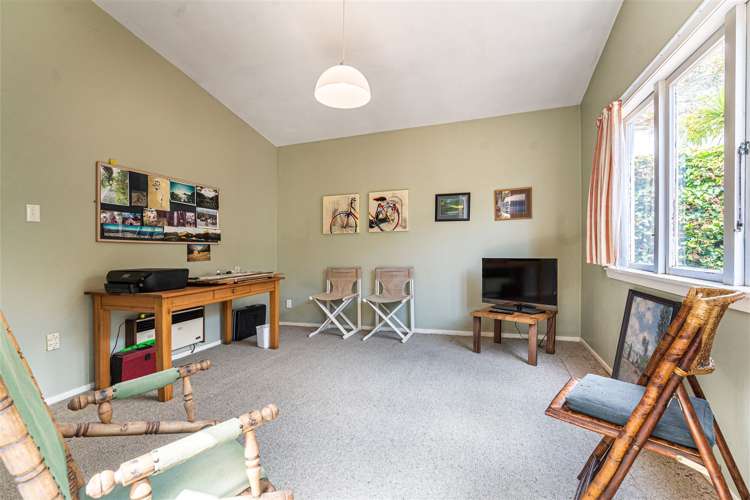 1/9 Old Lake Road Narrow Neck_14