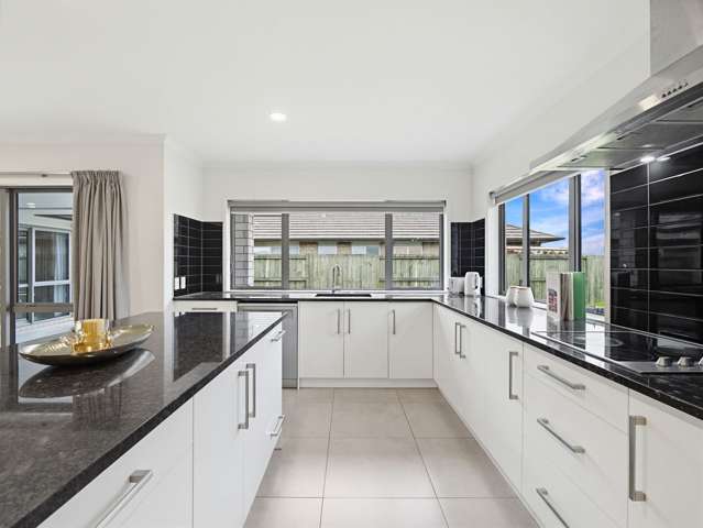 12 Kipling Crescent Owhata_2