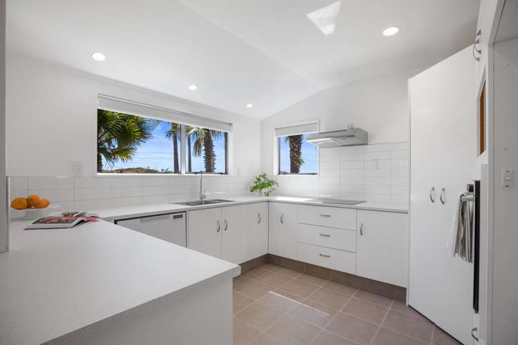 338 Papamoa Beach Road Papamoa Beach_9
