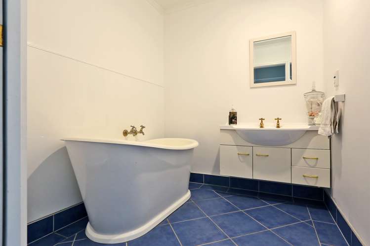 502 Terrace Road Parkvale_12