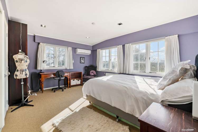 284 Whitford Park Road Whitford_12