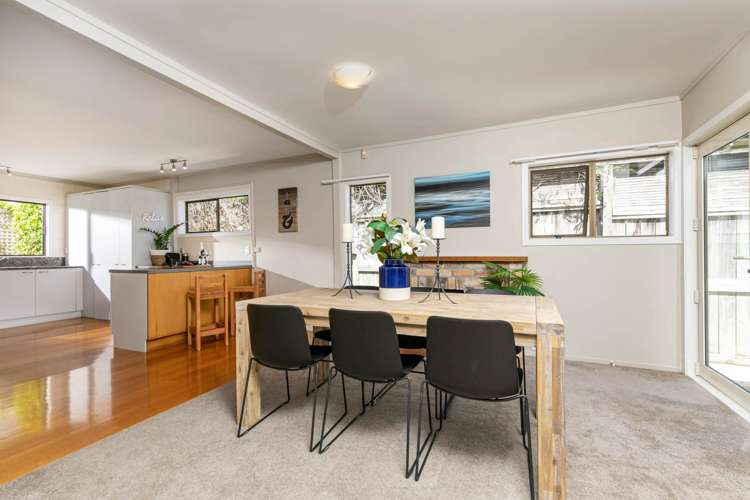 5 Beulah Avenue Rothesay Bay_8