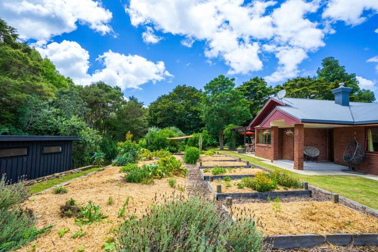 19 Turiapua Lane Parua Bay_33