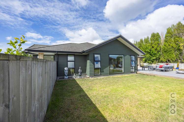 28 Leebank Crescent Riverhead_18