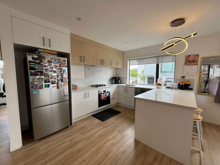 12A Kelwyn Road Kelston_5