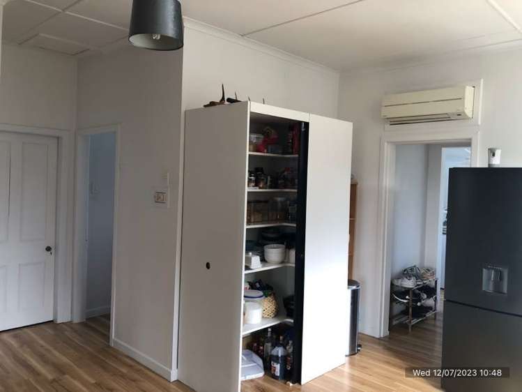 15 Paritutu Road 2164_5
