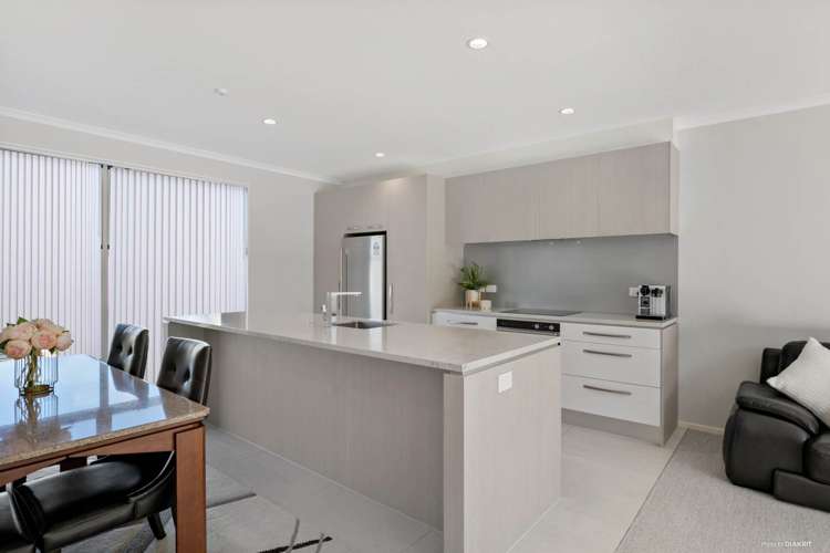 137 Barbarich Drive Stonefields_16