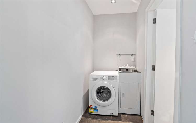 1/42 Seymour Street Hornby_18