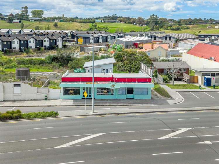 68 Main Road Kumeu_15