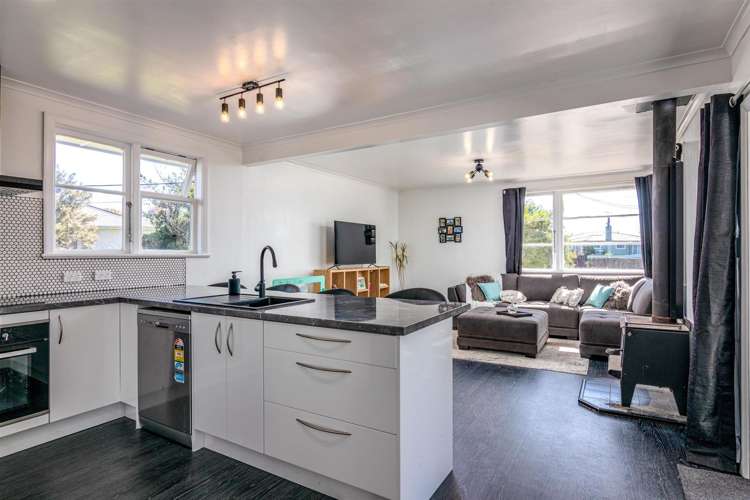 10 Jones Place Masterton_5