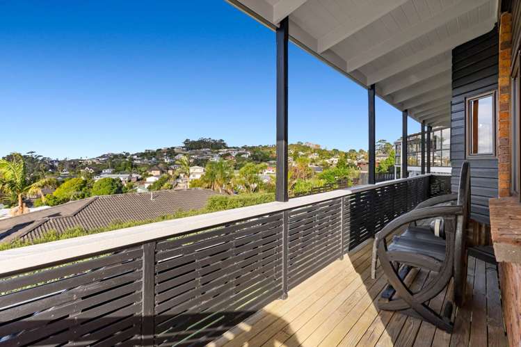 11 Higham Ferrers Place Red Beach_11
