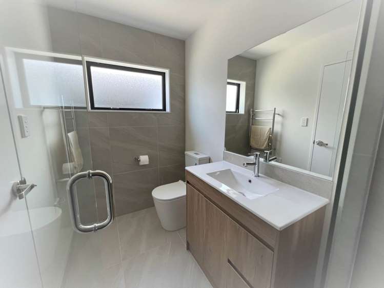 54B Chilcott Road Henderson_9