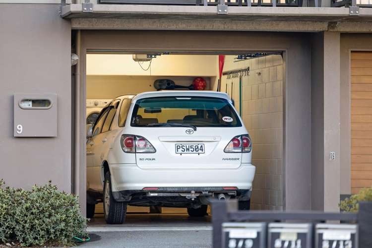 9/8 Mckerrow Place Fernhill/Sunshine Bay_29