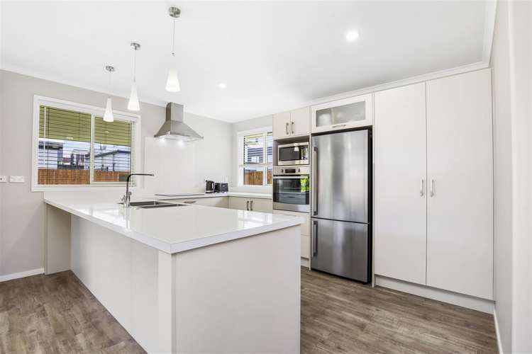 18 Chalgrove Road Huntington_6