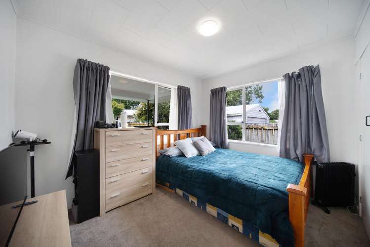 14 Holland Street Pukekohe_9