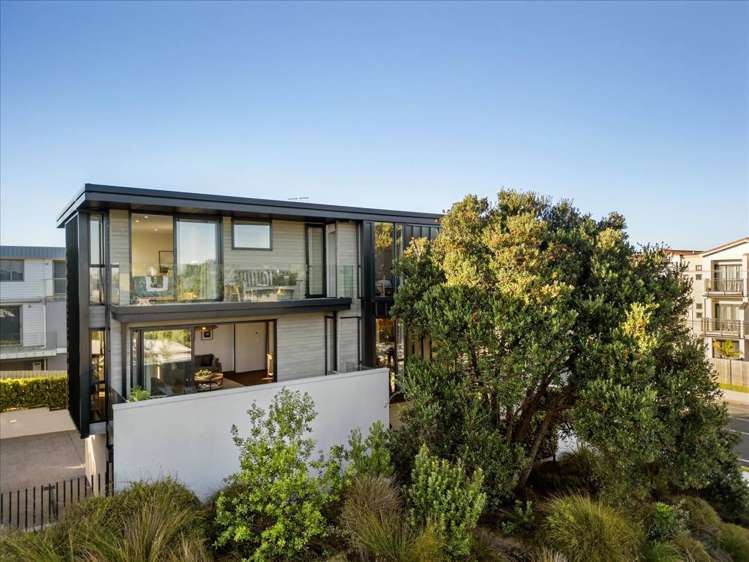 367A Oceanbeach Road Mt Maunganui_13