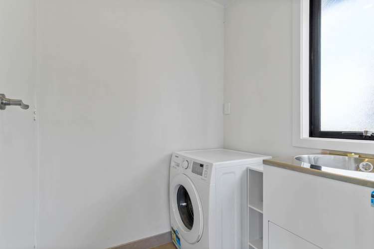 140 Batty Road Kingseat_21