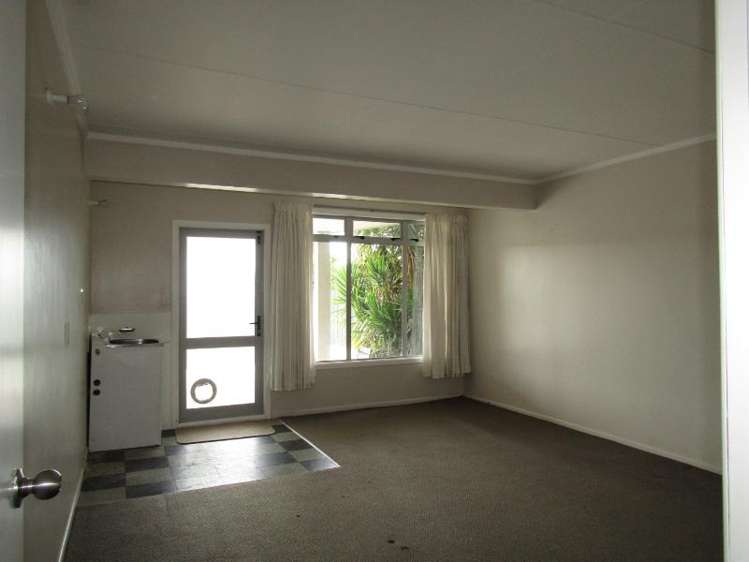 172B Spa Road 11210_10