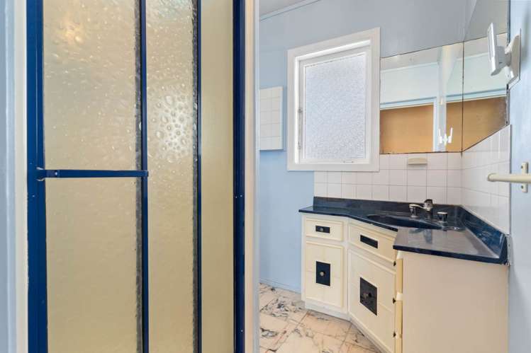 8 Devon Street Te Atatu South_6