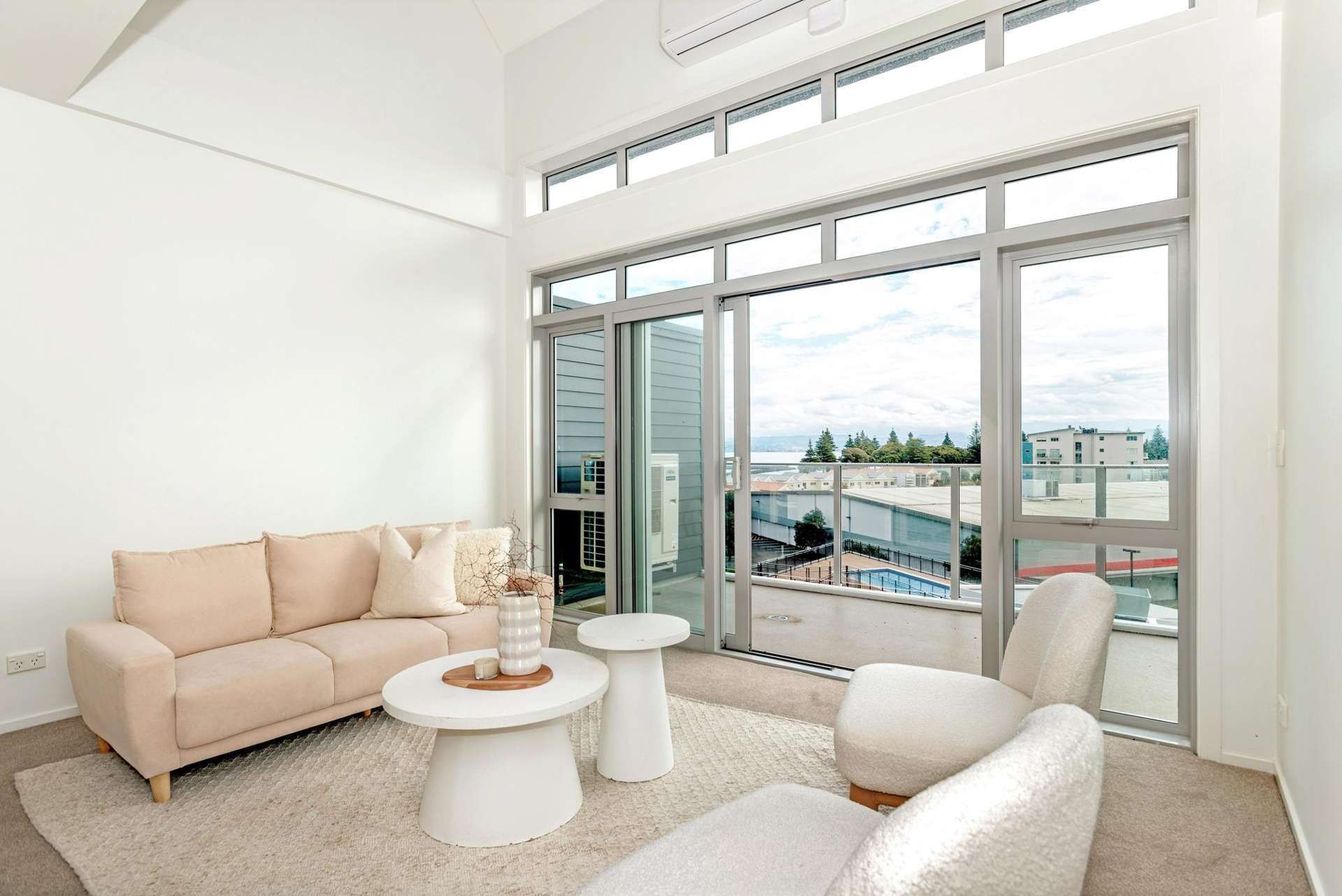 402/4 Reads Quay Gisborne Central_0