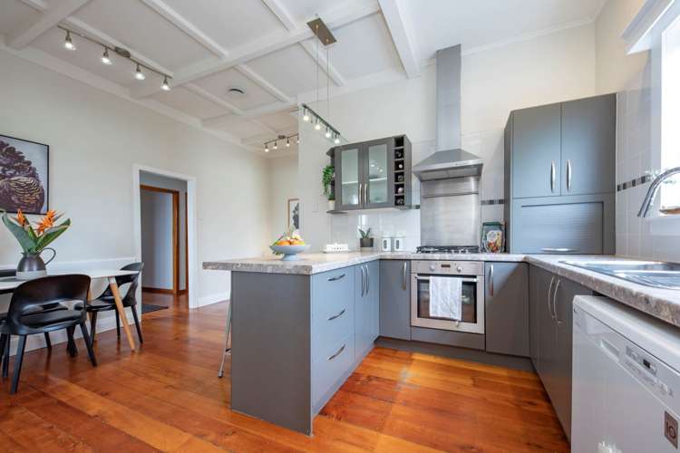 8 Wattle Street New Lynn_6