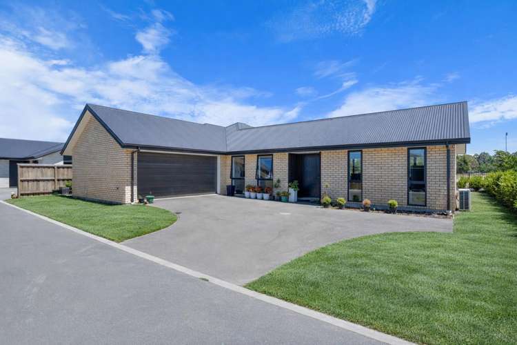 47 Hardingstone Drive_0