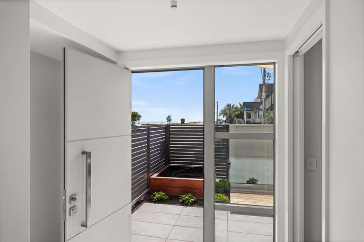 190D Charles Street Westshore_21