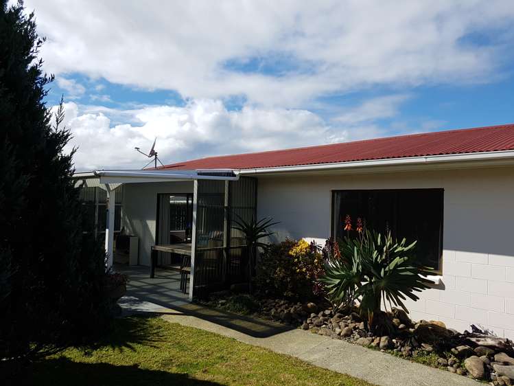 208 Sylvia Road Whangamata_13