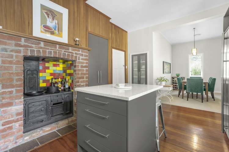 23 Marine Parade Eastbourne_15