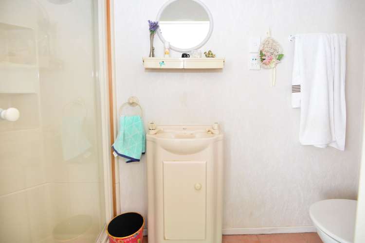 21b Elizabeth Street Orewa_11