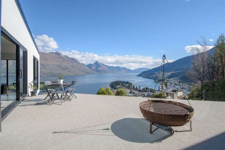 13 Vancouver Drive Queenstown_22