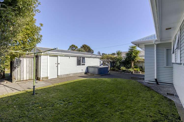 14 Carthew Street Okato_22