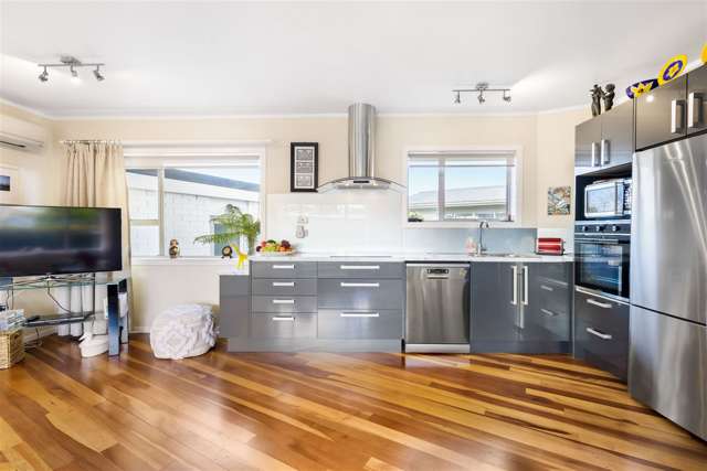 4 Hatton Road Orewa_4